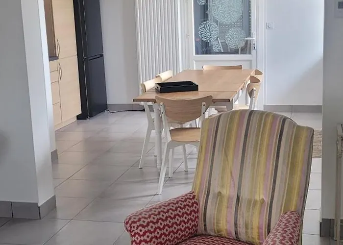 La Maison De Sophie 公寓 穆耶龙·勒卡普蒂夫